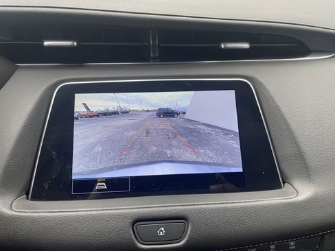 Used 2023 Cadillac XT4 Premium Luxury image 26