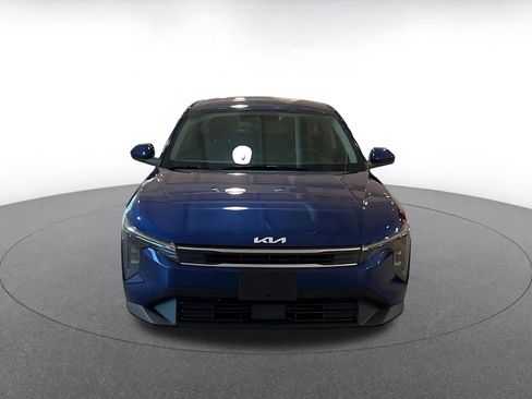 Used 2025 Kia K4 LXS image 4