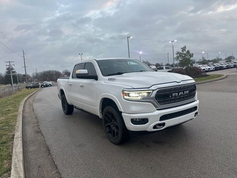 Used 2022 RAM 1500 Limited w/ Body-Colour Bumper Group image 3