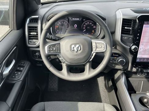 New 2026 RAM 1500 4x4 Crew Cab image 14