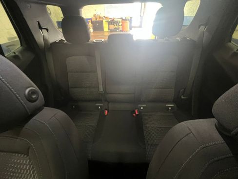 Used 2025 Chevrolet Equinox LT image 33