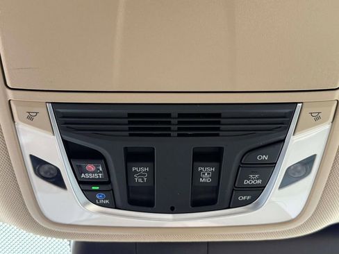 Certified 2024 Acura RDX Technology Package image 24