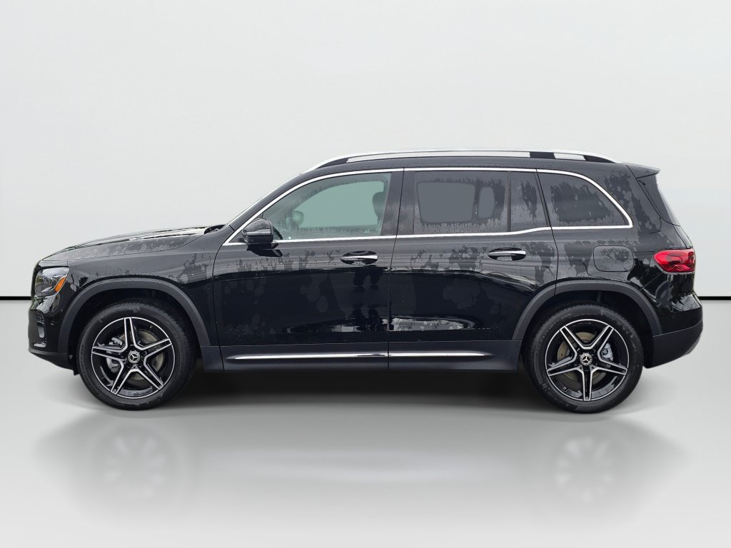 New 2026 Mercedes-Benz GLB 250 4MATIC image 2