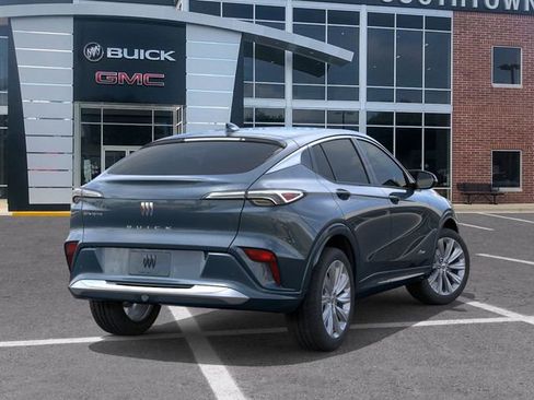 New 2026 Buick Envista Avenir FWD image 4