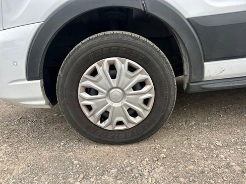 Used 2023 Ford Transit 350 XLT image 42