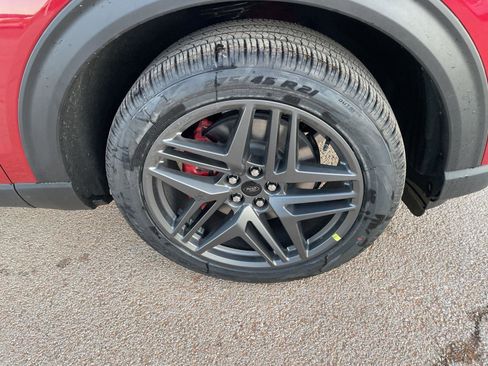 New 2026 Ford Explorer ST w/ Sun And Sound Package image 38