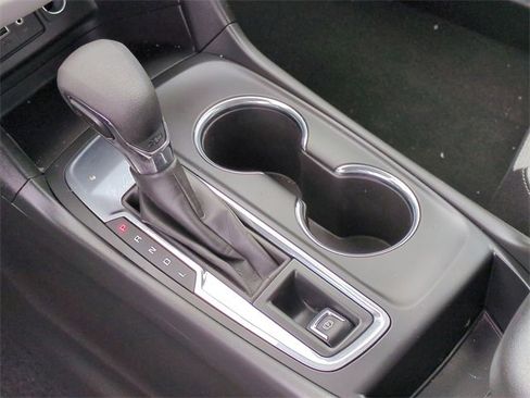 Certified 2023 Chevrolet Equinox LS image 16