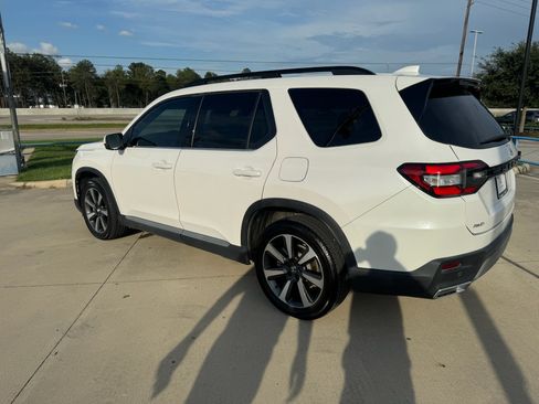 Certified 2023 Honda Pilot Elite image 6