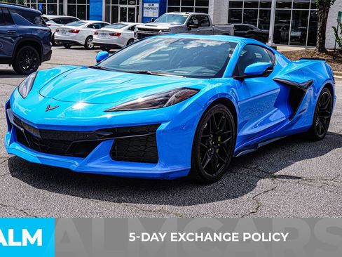 Used 2024 Chevrolet Corvette Z06 RWD image 4