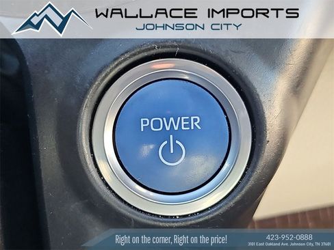 Used 2021 Toyota Sienna XLE image 31