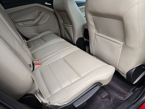 Used 2018 Ford Escape Titanium AWD/4WD image 14