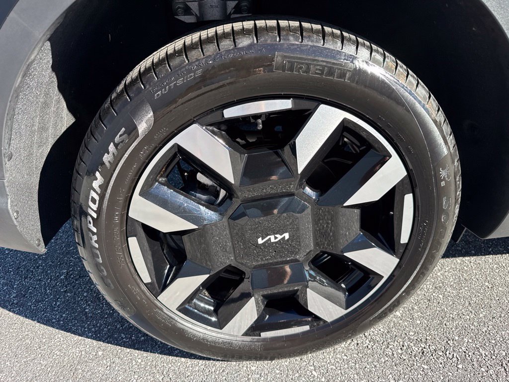 Used 2027 Kia Telluride S FWD image 9
