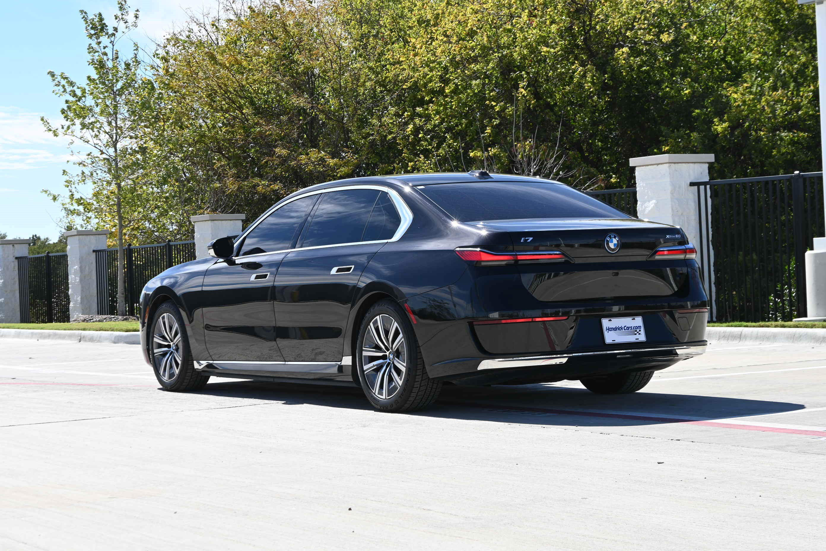 Certified 2024 BMW i7 xDrive60 AWD/4WD image 7