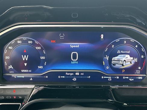 Certified 2024 Chevrolet Silverado 1500 LTZ w/ LTZ Convenience Package II image 28