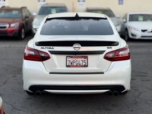 Used 2017 Nissan Altima 2.5 SR image 11