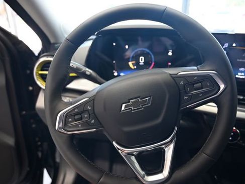 New 2026 Chevrolet Trax LT w/ Driver Confidence Package FWD image 20