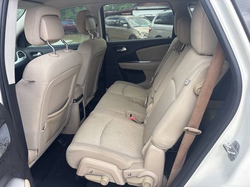 Used 2012 Dodge Journey American Value Package FWD image 10