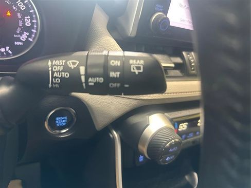 Used 2019 Toyota RAV4 XLE Premium w/ Cold Weather Package AWD/4WD image 17