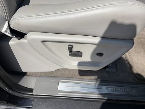 Used 2008 GMC Envoy SLE RWD image 32