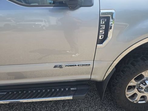 Used 2020 Ford F350 Lariat w/ Lariat Ultimate Package AWD/4WD image 10