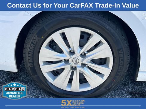 Used 2025 Nissan Sentra S image 29