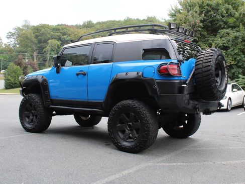 Used 2007 Toyota FJ Cruiser 4WD image 4