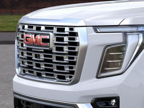 New 2026 GMC Yukon XL Denali w/ Sun & Power Step Package AWD/4WD image 13