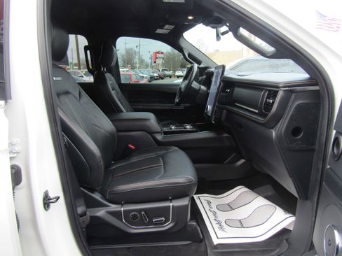Used 2023 Ford Expedition Max Platinum image 26