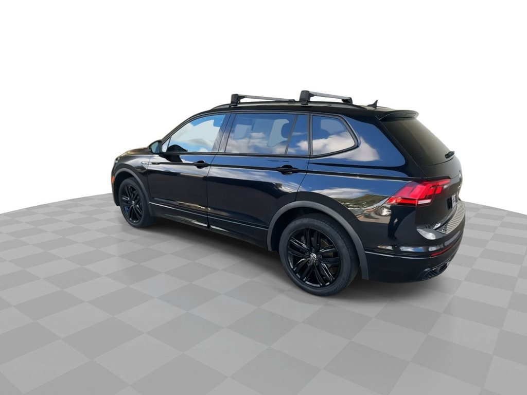 Used 2022 Volkswagen Tiguan SE R-Line FWD image 6