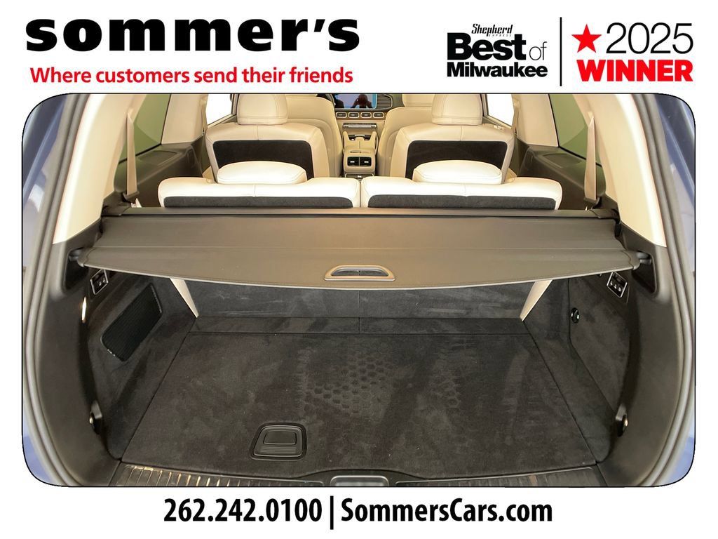 Used 2025 Mercedes-Benz GLS 450 4MATIC image 32
