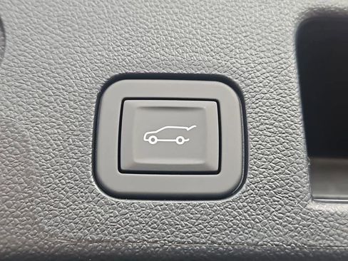 New 2026 GMC Terrain Elevation w/ Elevation Premium Package AWD/4WD image 20