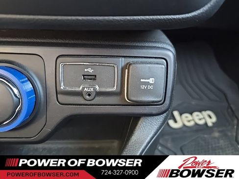 Used 2018 Jeep Renegade Sport w/ Power & Air Group AWD/4WD image 16