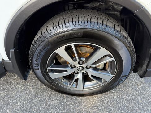 Used 2016 Toyota RAV4 XLE FWD image 37