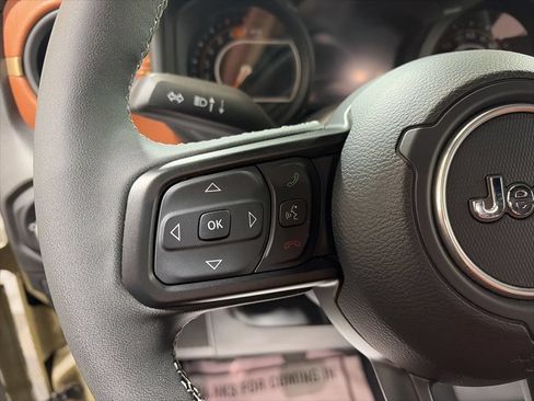 Used 2025 Jeep Wrangler Sport AWD/4WD image 24