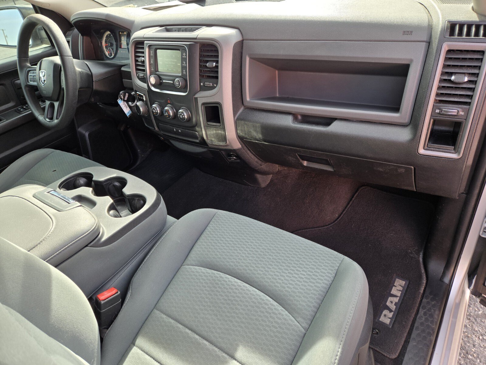 Used 2017 RAM 1500 Express RWD image 13