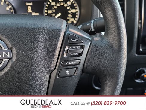 Used 2022 Nissan Frontier SV w/ Technology Package image 14