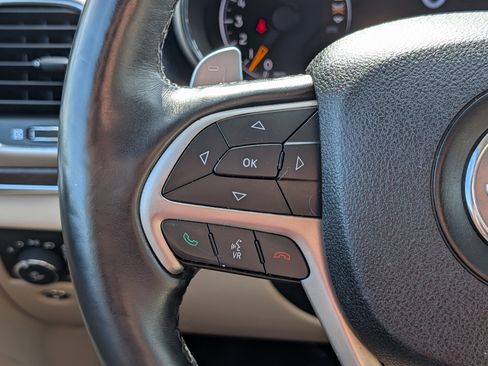 Used 2016 Jeep Grand Cherokee Limited AWD/4WD image 31