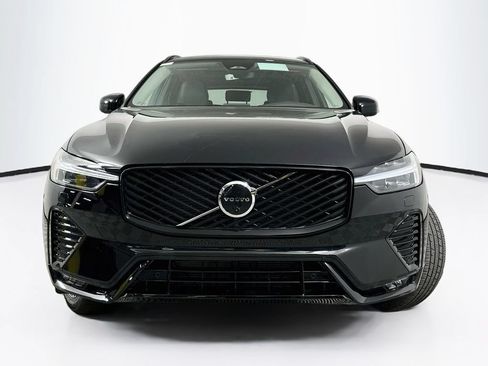 Used 2026 Volvo XC60 B5 Plus w/ Protection Package Premier AWD/4WD image 5