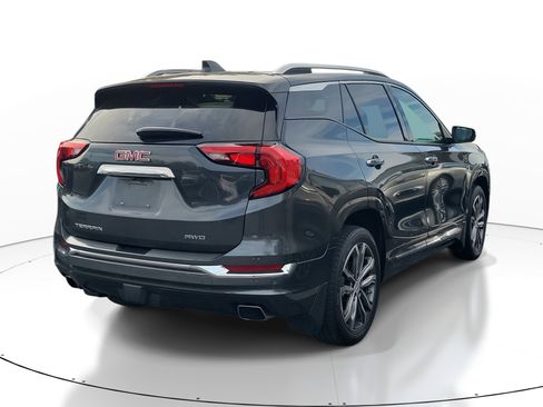Used 2018 GMC Terrain Denali w/ Advanced Safety Package image 9
