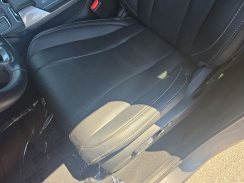 Used 2023 Acura MDX SH-AWD w/ Technology Package image 16