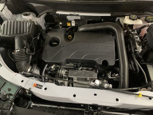 New 2026 Chevrolet Equinox RS image 15