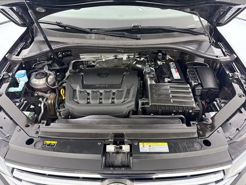 Used 2022 Volkswagen Tiguan SE FWD image 30
