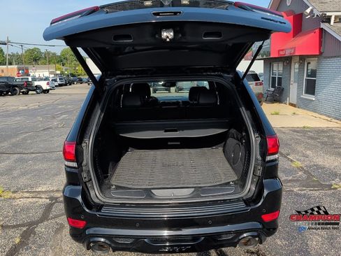 Used 2018 Jeep Grand Cherokee SRT AWD/4WD image 26