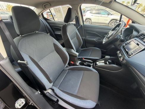 Used 2025 Nissan Versa SV FWD image 29