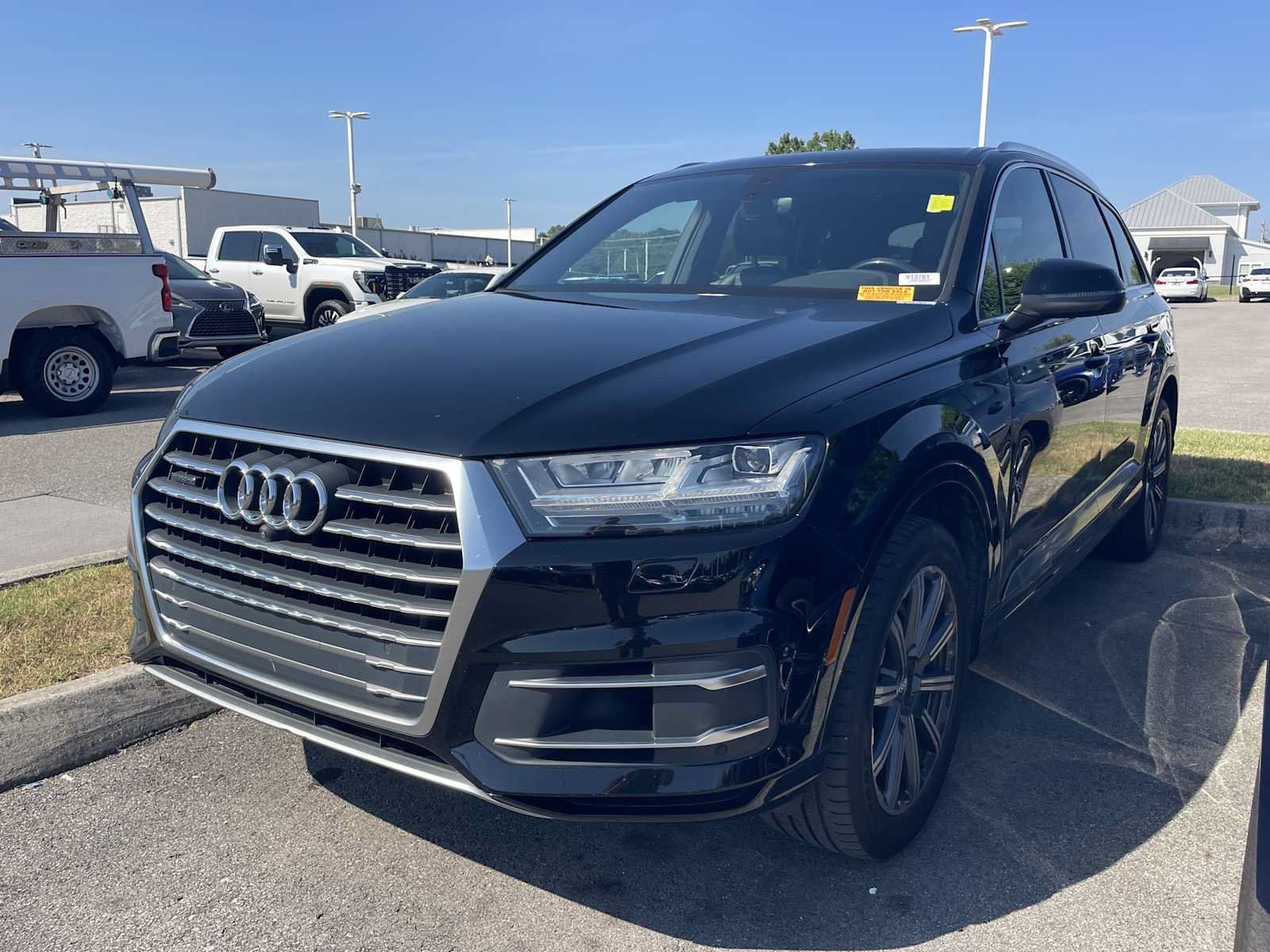 Used 2017 Audi Q7 3.0T Premium Plus w/ Premium Plus Package AWD/4WD image 3