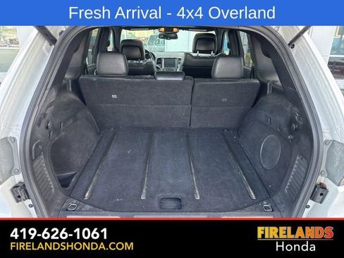 Used 2014 Jeep Grand Cherokee Overland w/ Advanced Technology Group AWD/4WD image 32
