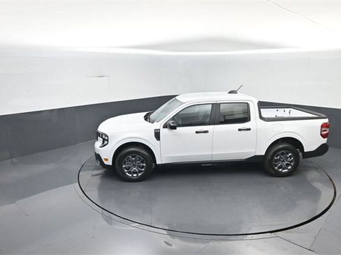 New 2026 Ford Maverick XLT w/ Equipment Group 301A image 12