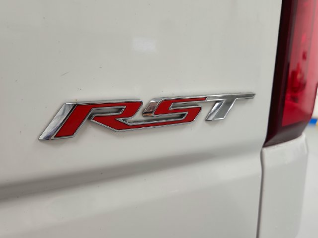 Used 2020 Chevrolet Silverado 1500 RST w/ True North Edition AWD/4WD image 27