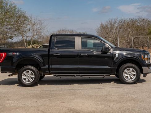 Used 2023 Ford F150 XLT image 8