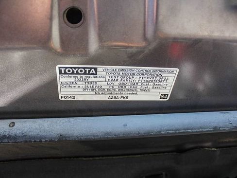 Used 2023 Toyota Camry SE w/ Convenience Package image 39